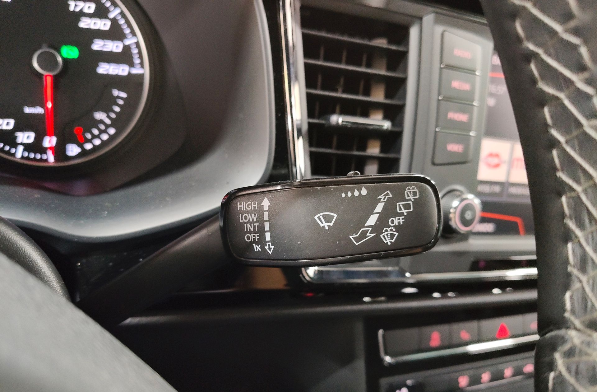 SEAT Ateca 1.4 EcoTSI Xcellence DSG - foto 35