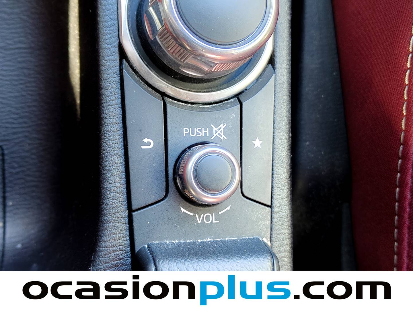 Foto Mazda Mazda2 Mazda Mazda 2 1.5 GE Sport Red Edition  (90 CV)