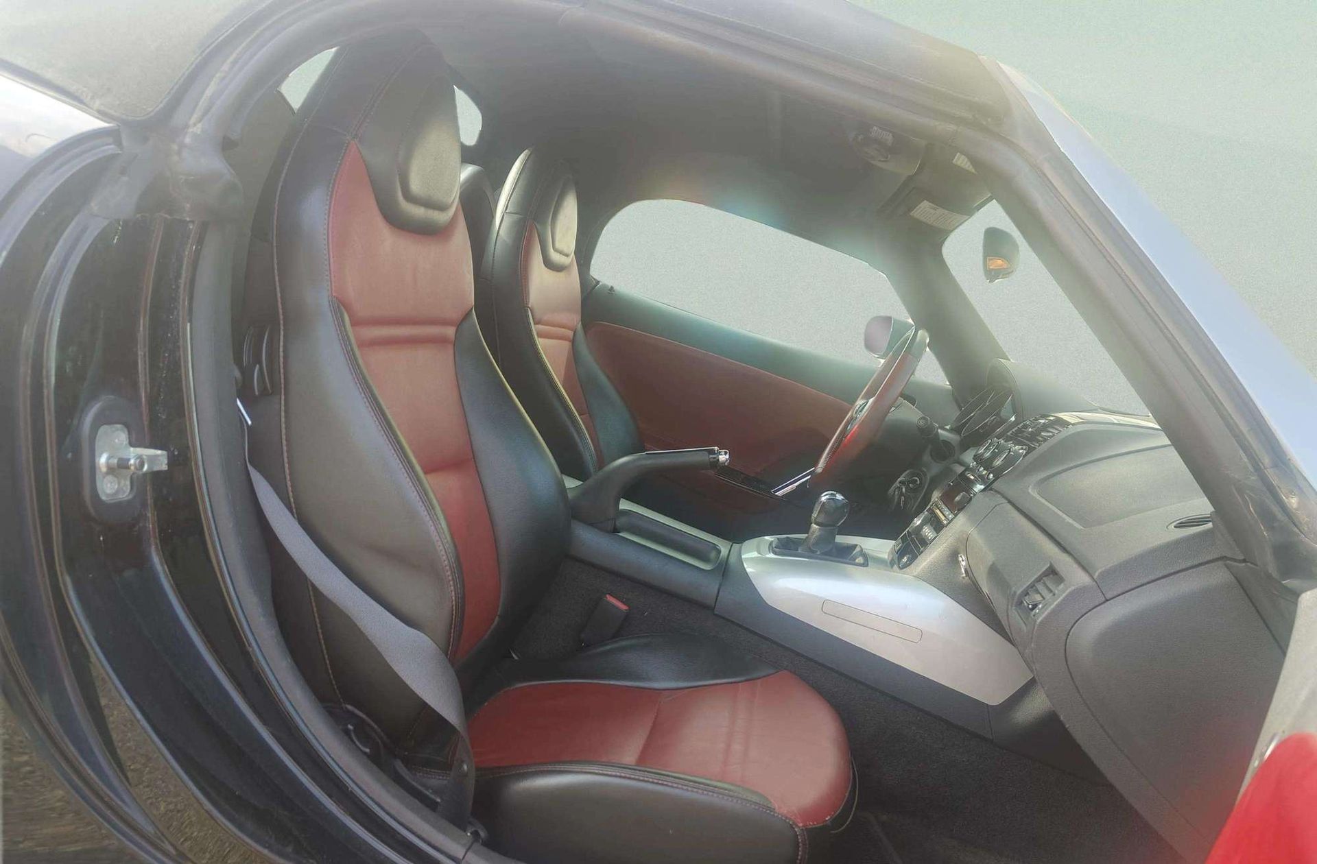 Opel GT 2.0T - foto 11