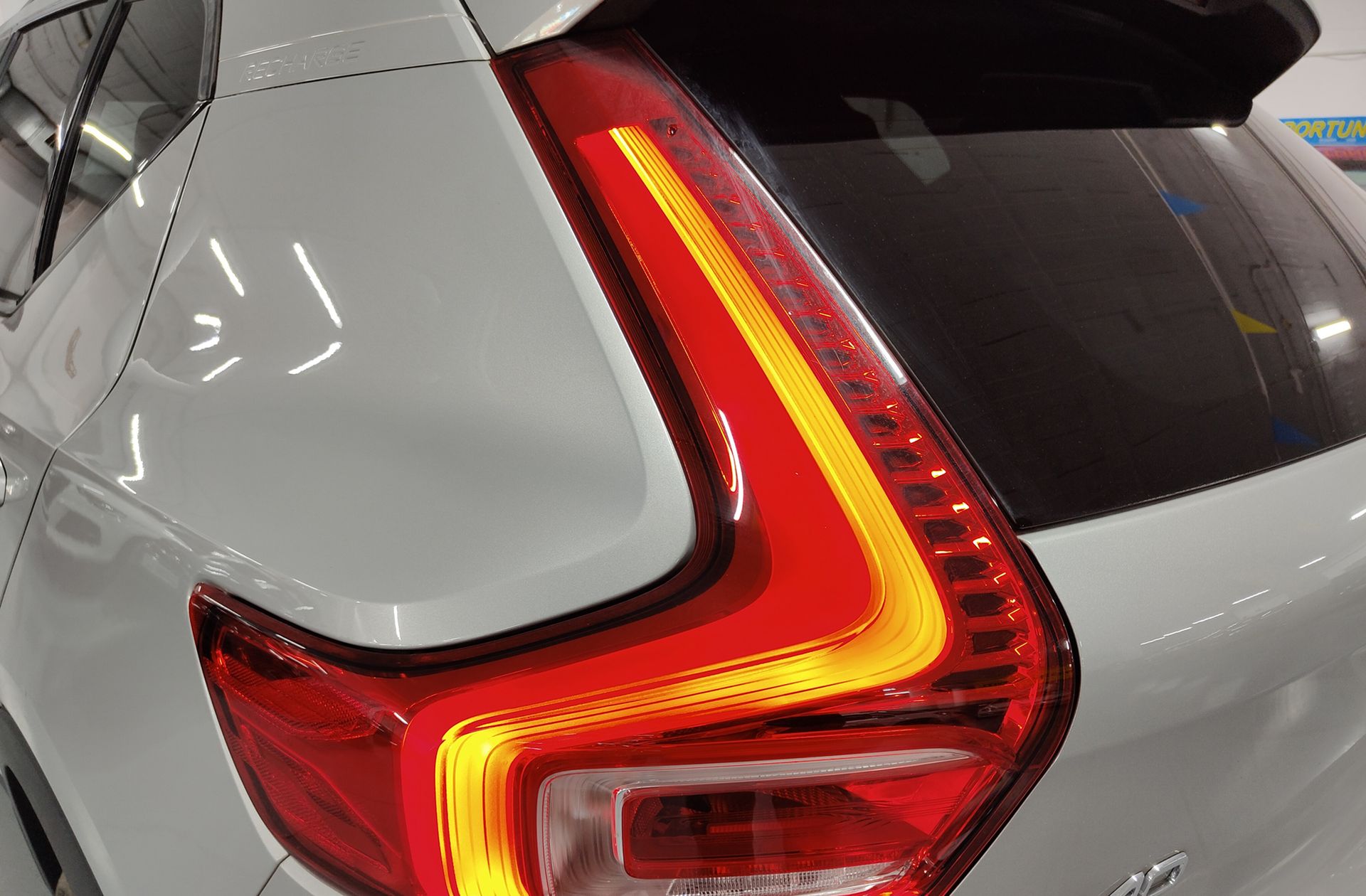Volvo XC40 T5 Recharge PHEV Plus Dark - foto 21