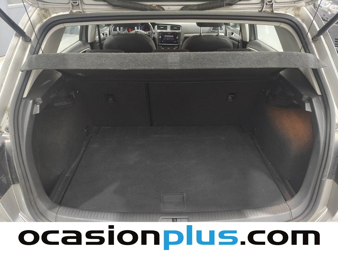 Fotos maletero Volkswagen Golf Volkswagen Golf Business 1.0 TSI (110 CV)