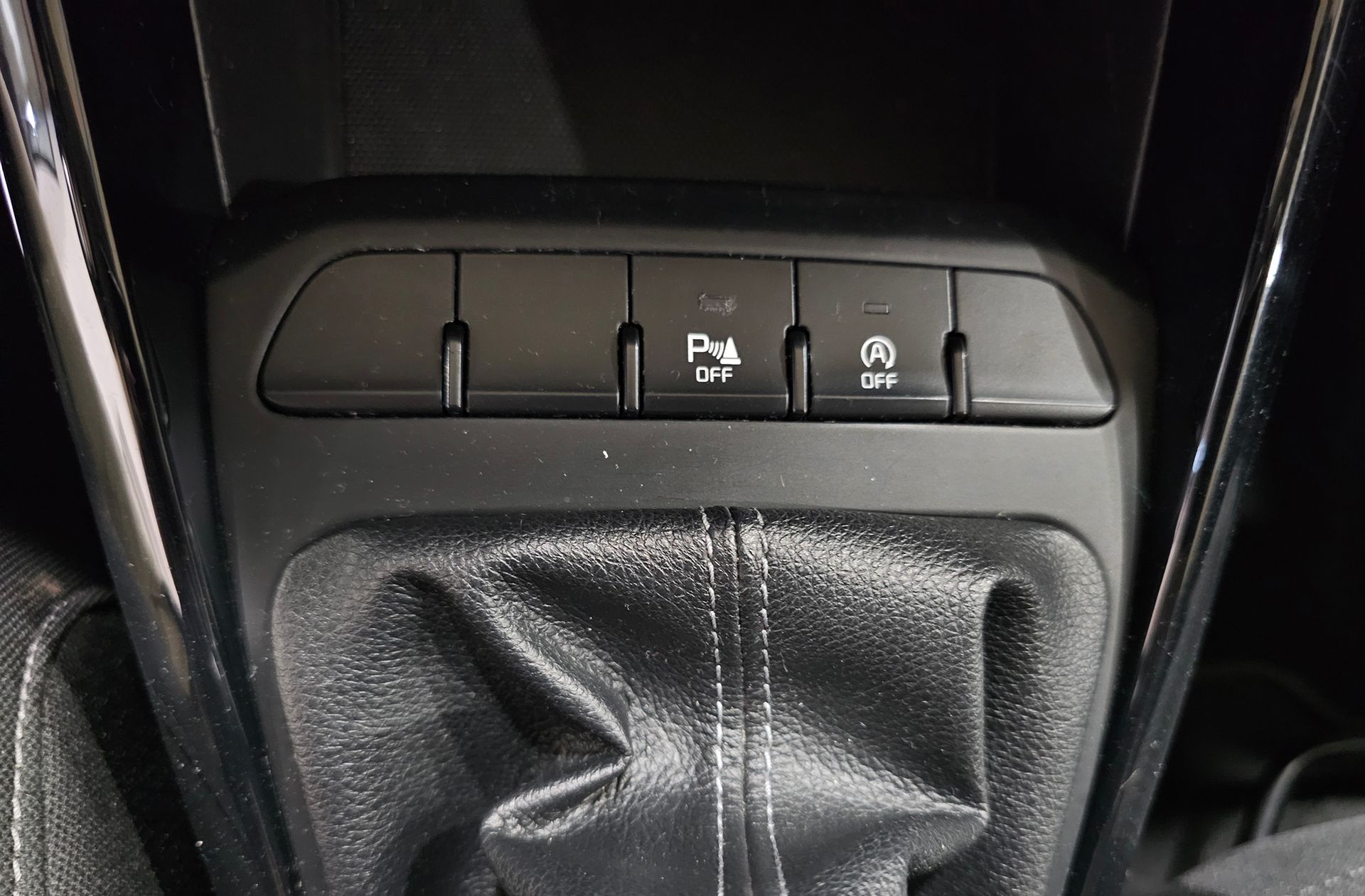 Kia Stonic 1.0 T-GDi Drive - foto 14