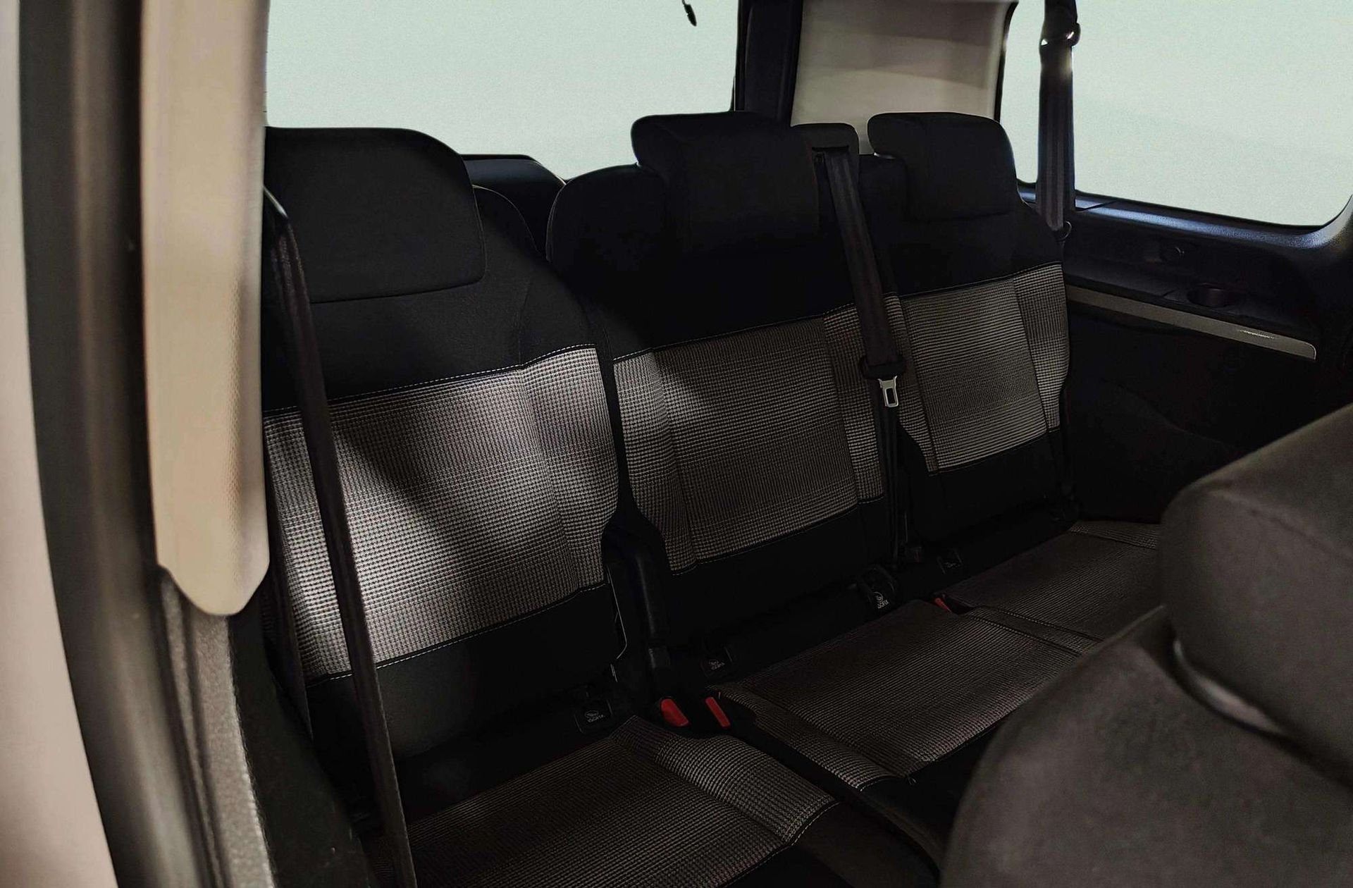 Citroën SpaceTourer BlueHDi 150 Feel Talla M 7 plazas - foto 18