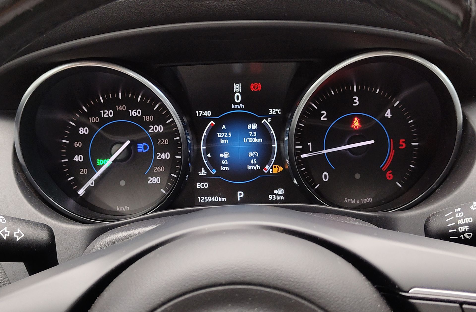 Jaguar XE 2.0 Diesel XE-Pure RWD - foto 22