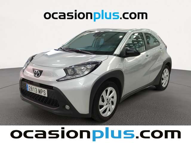 Toyota Aygo X Cross 1.0 VVT-I Play (72 CV) de segunda mano