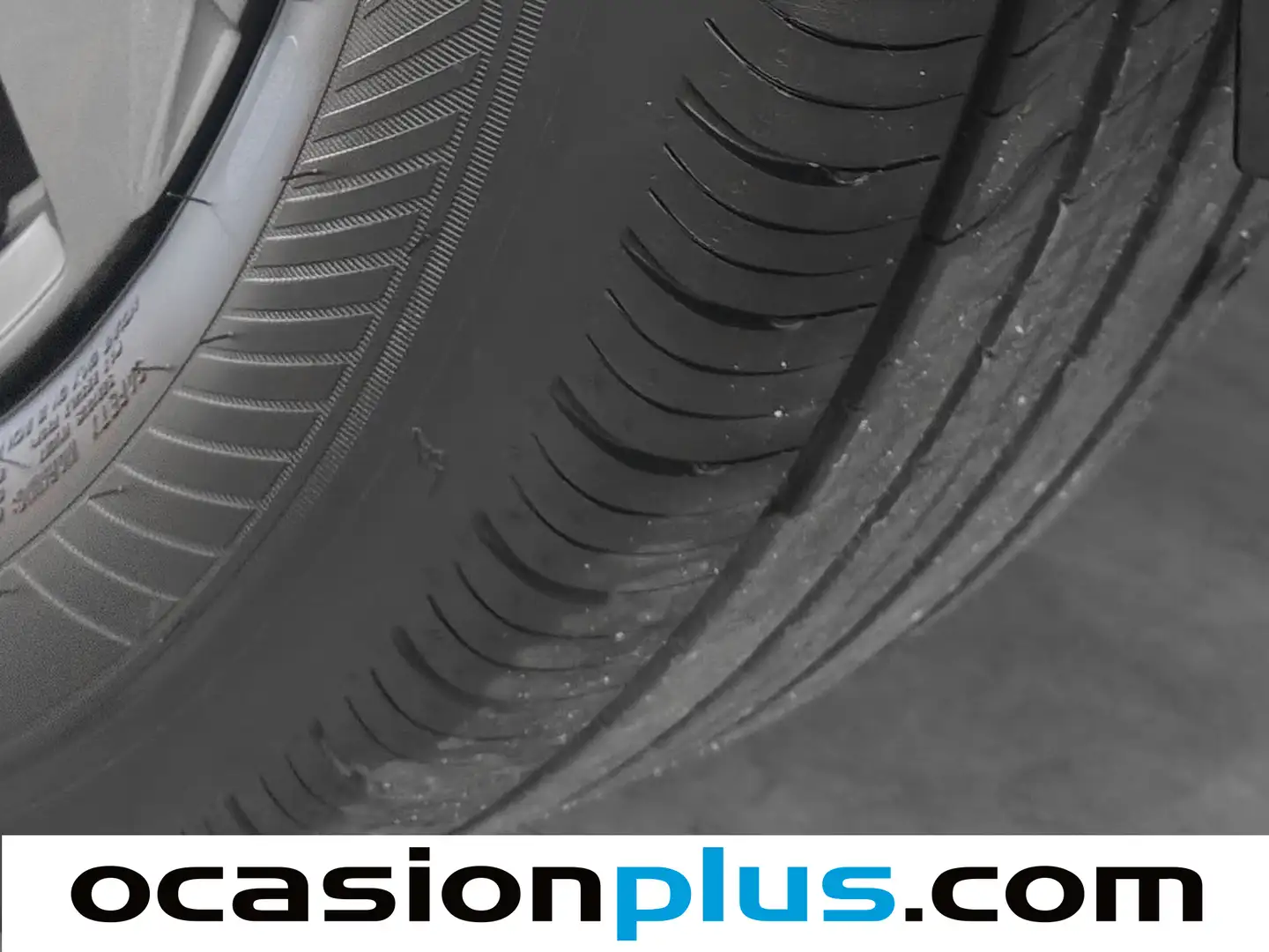 Foto Peugeot 308 Peugeot 308 PureTech 130 S&S Active Pack EAT8 (130 CV)