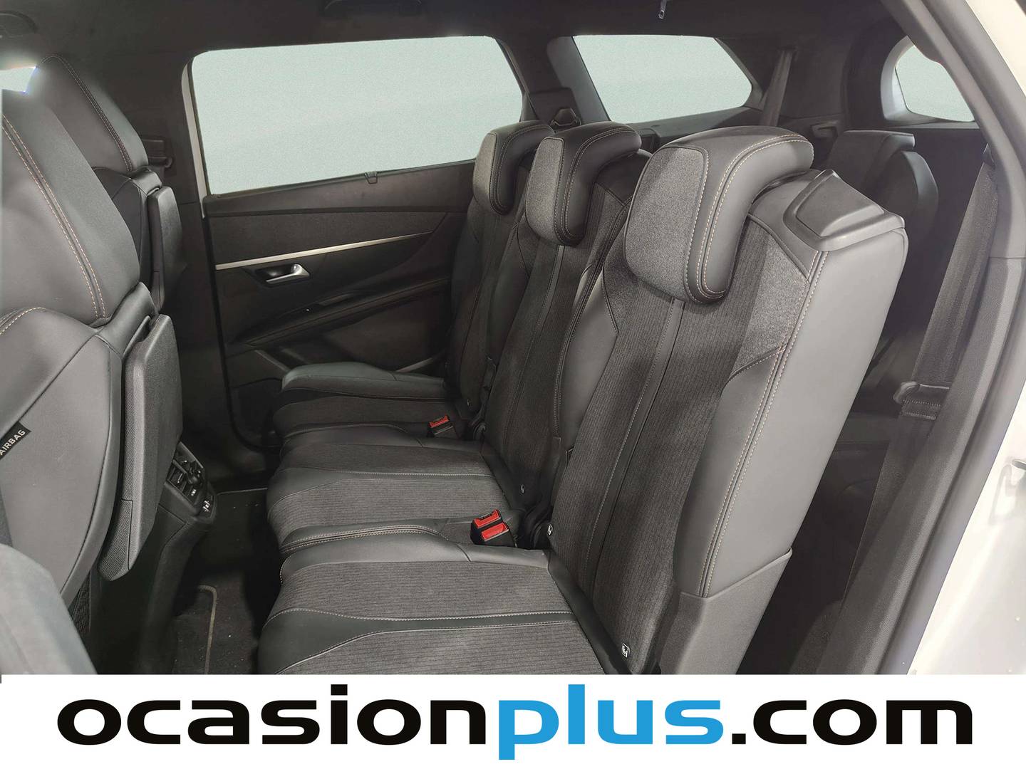 Foto asientos traseros Peugeot 5008 Peugeot 5008 BlueHDI GT Line S&S (130 CV) 7 Plazas