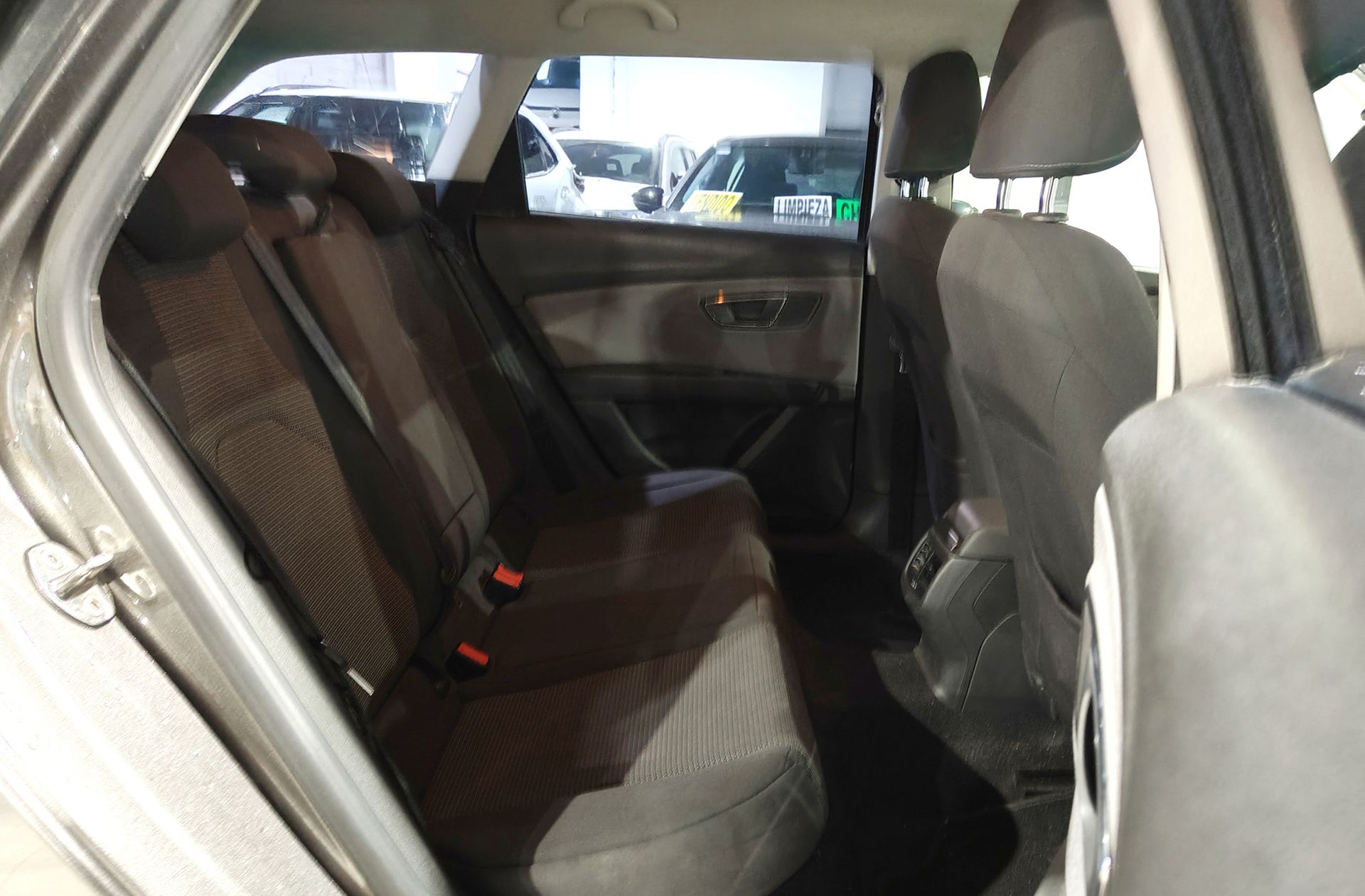 SEAT León ST 1.6 TDI Style - foto 13