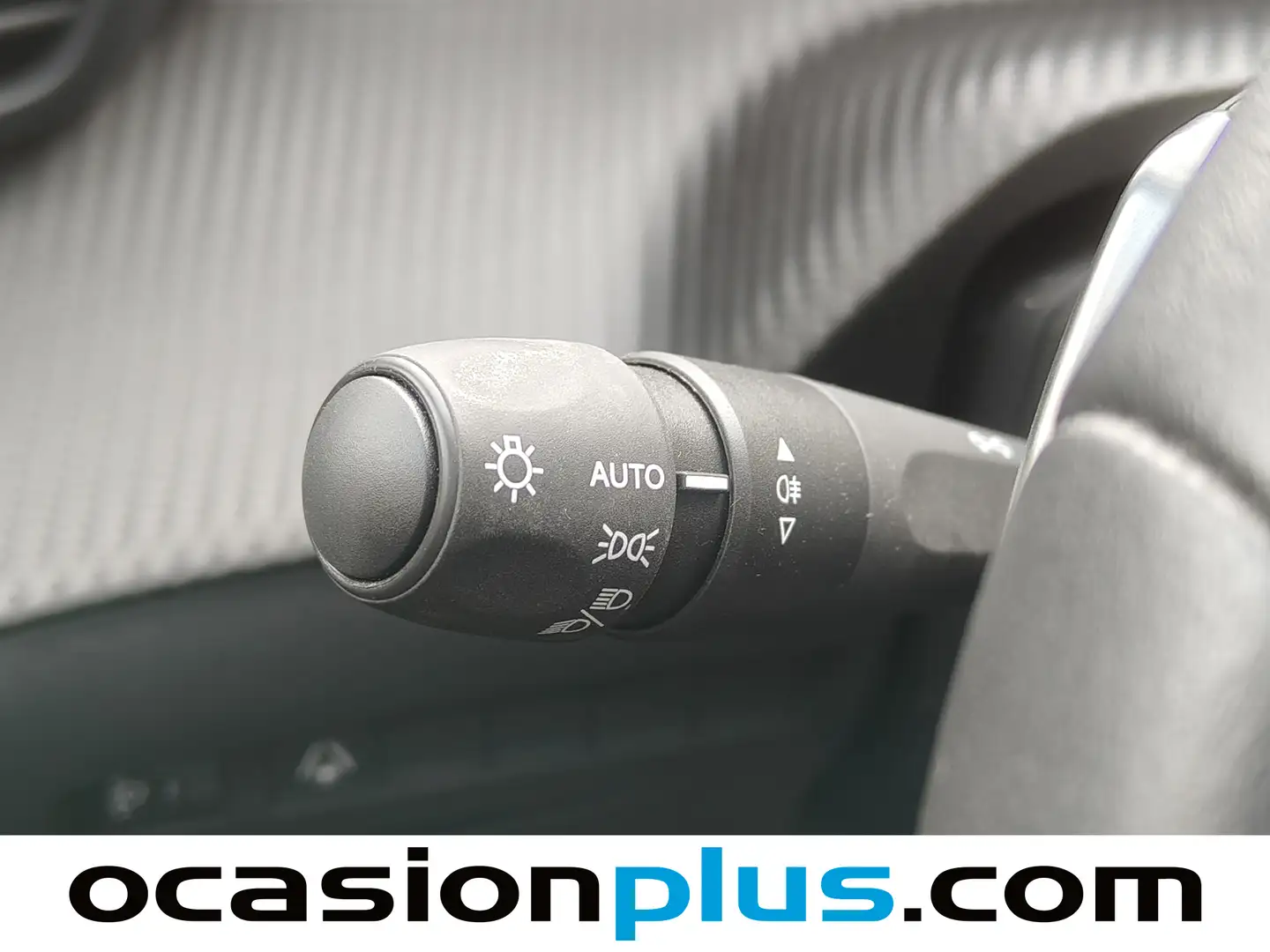 Foto Peugeot 208 Peugeot 208 Allure Hybrid eDCS6 (100 CV)