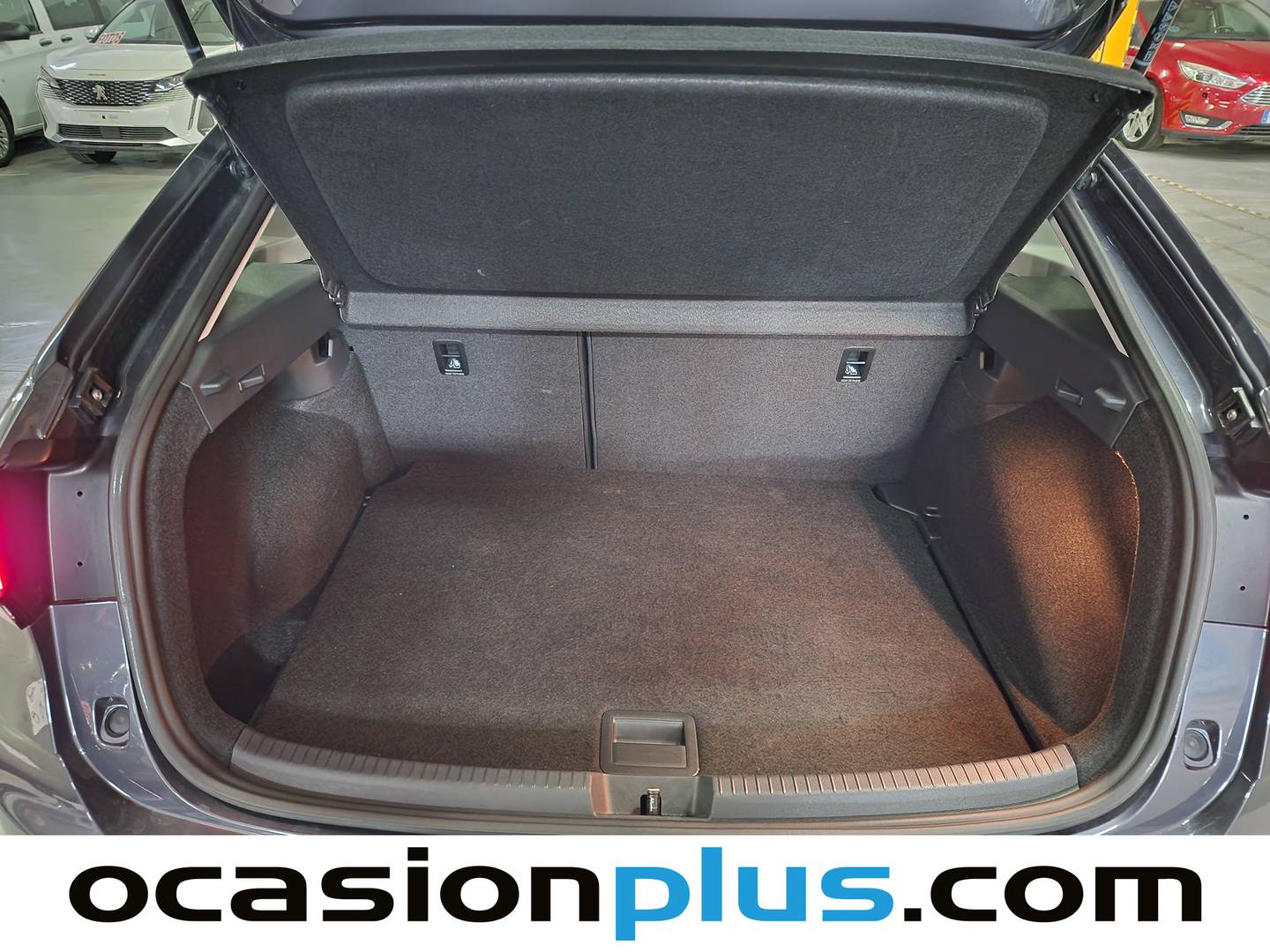Fotos maletero Volkswagen Taigo Volkswagen Taigo "Más" 1.0 TSI (95 CV)