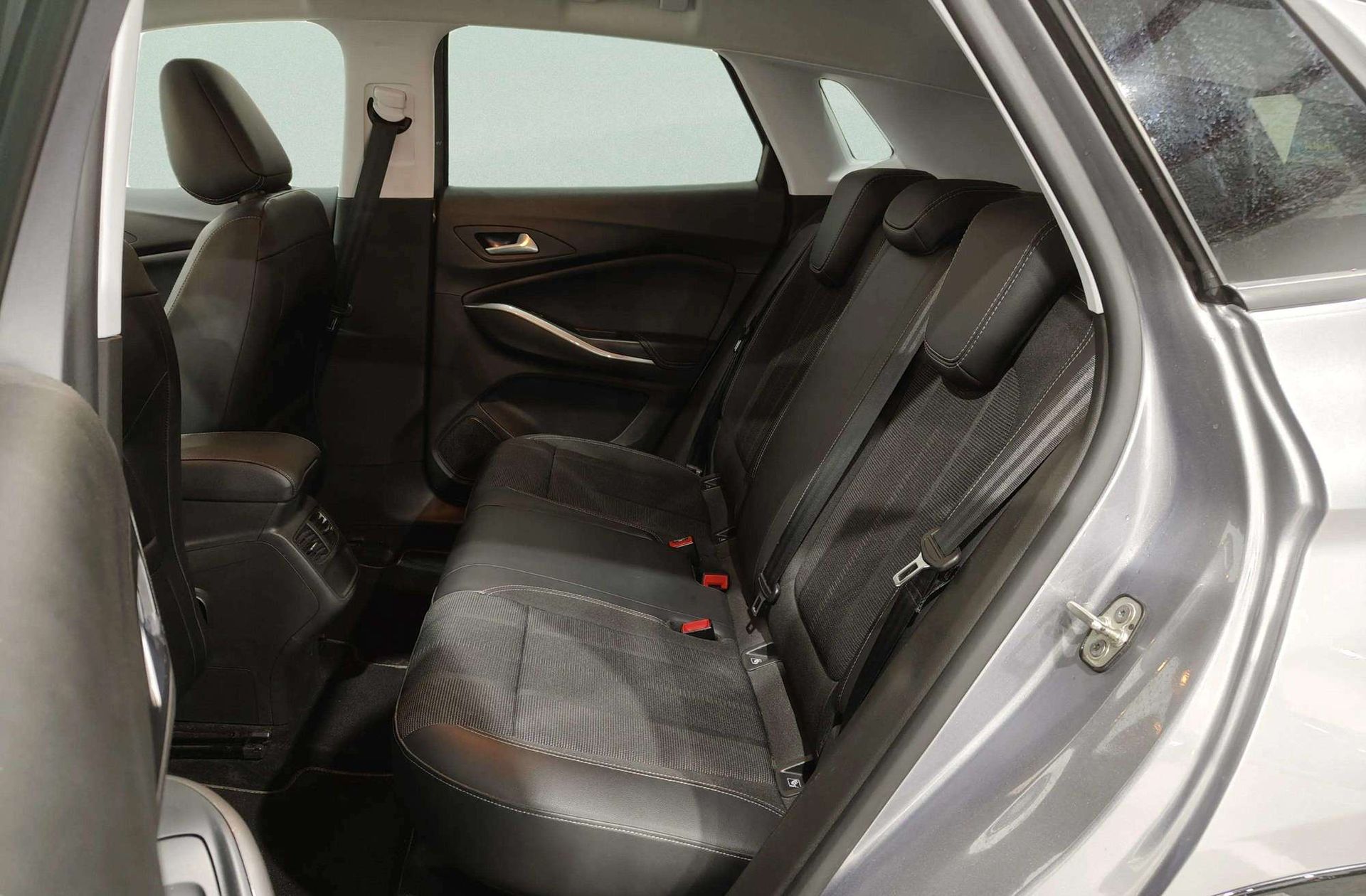 Opel Grandland 1.2 Turbo GS - foto 15