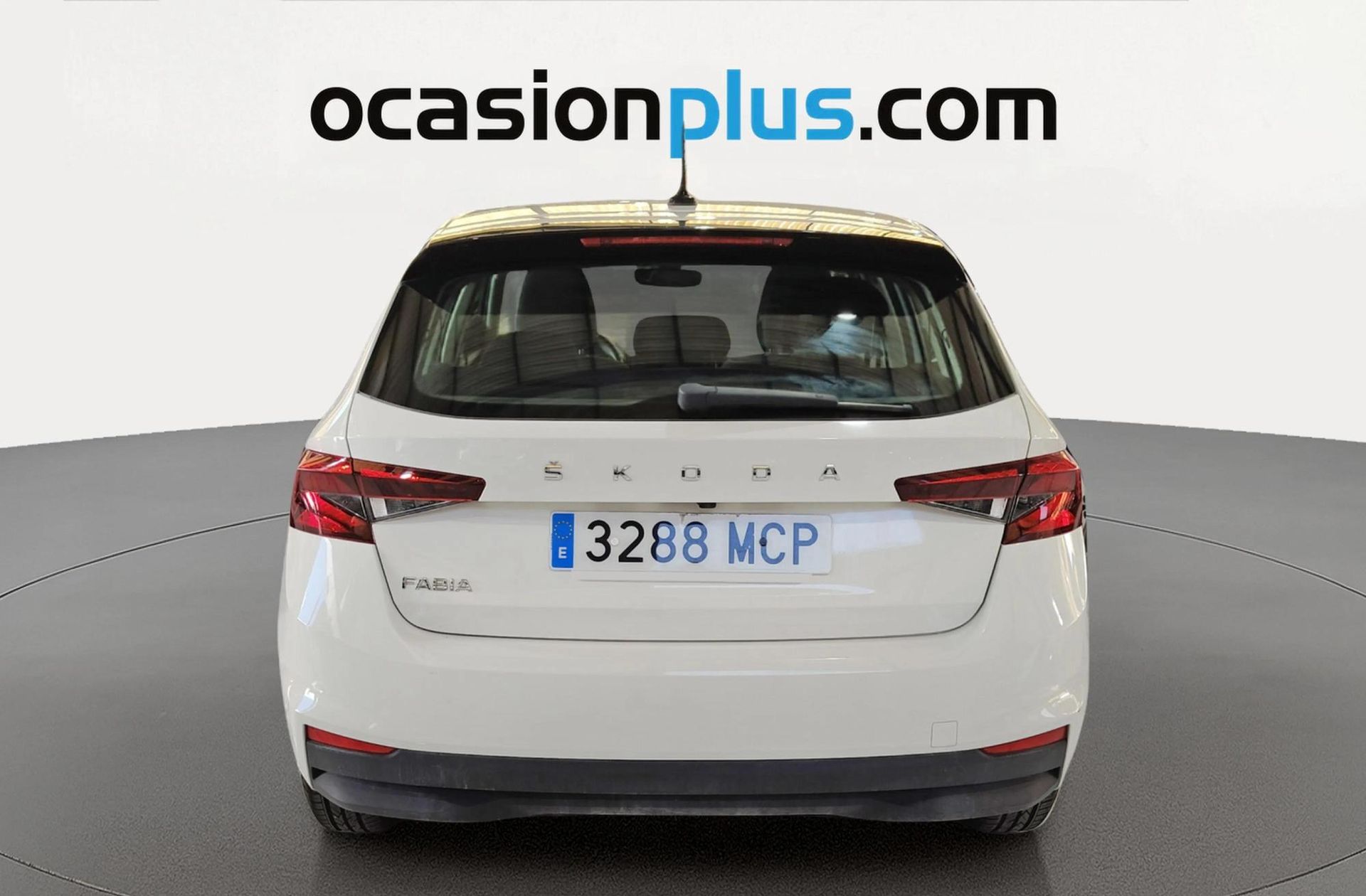 Škoda Fabia 1.0 TSI Ambition - foto 13