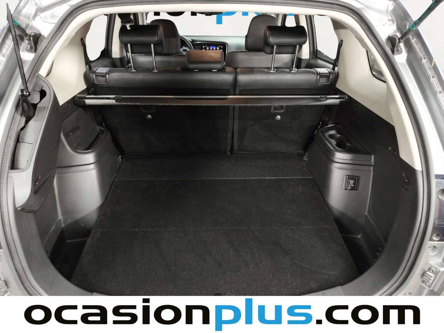 Fotos maletero Mitsubishi Outlander Mitsubishi Outlander 2.0 PHEV Kaiteki 4WD Auto (203 CV)