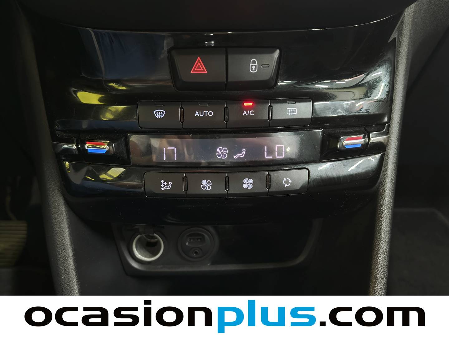 Peugeot 208 Peugeot 208 1.6 e-HDI Allure (92 CV) 2012