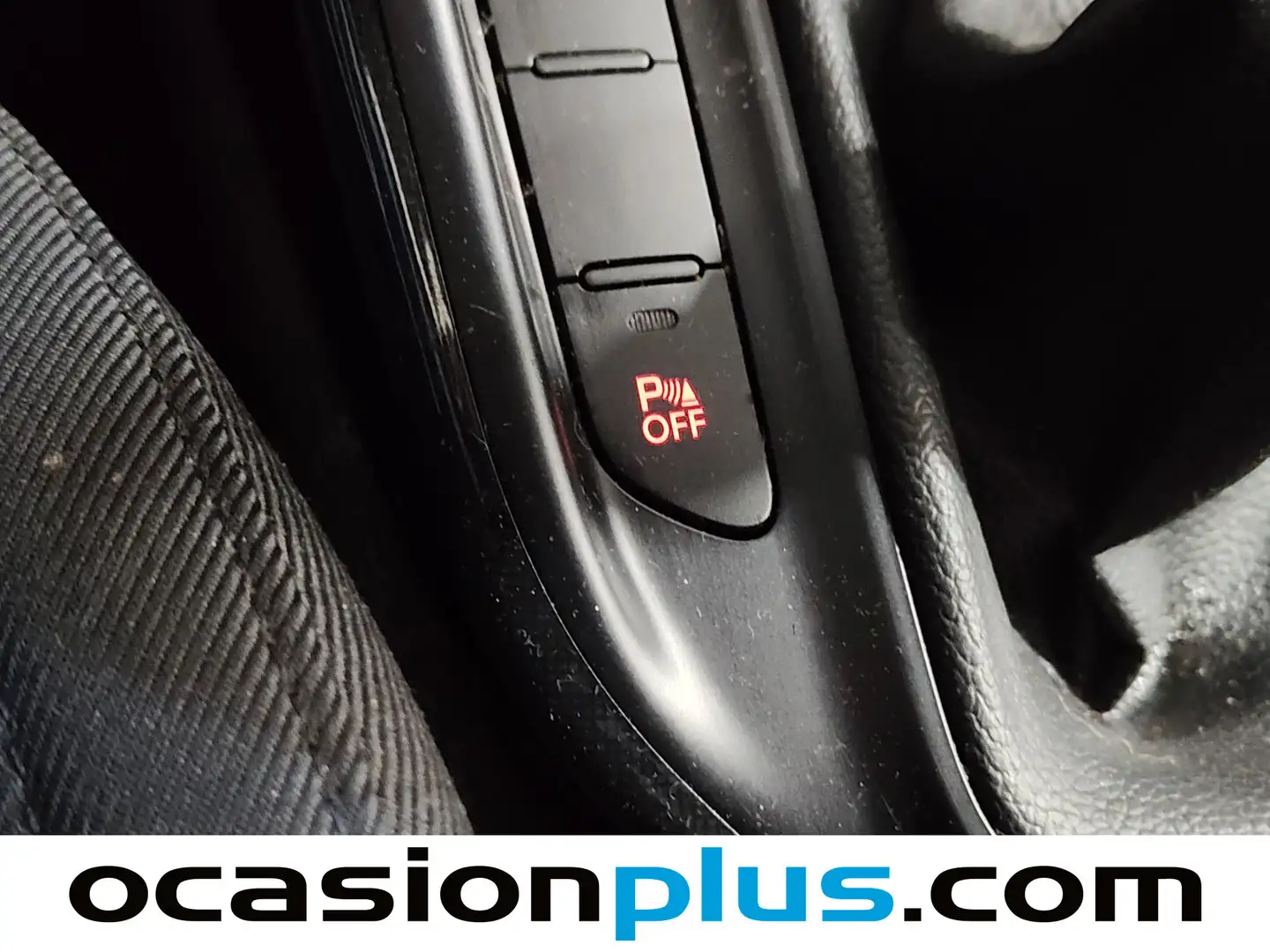 Foto KIA Carens Kia Carens 1.6 GDi UEFA Euro 2016 Eco-Dynamics (135 CV)