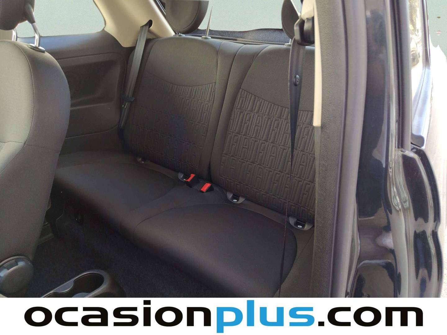 Foto asientos traseros Fiat 500 Fiat 500 1.0 Hybrid Dolcevita (70 CV)