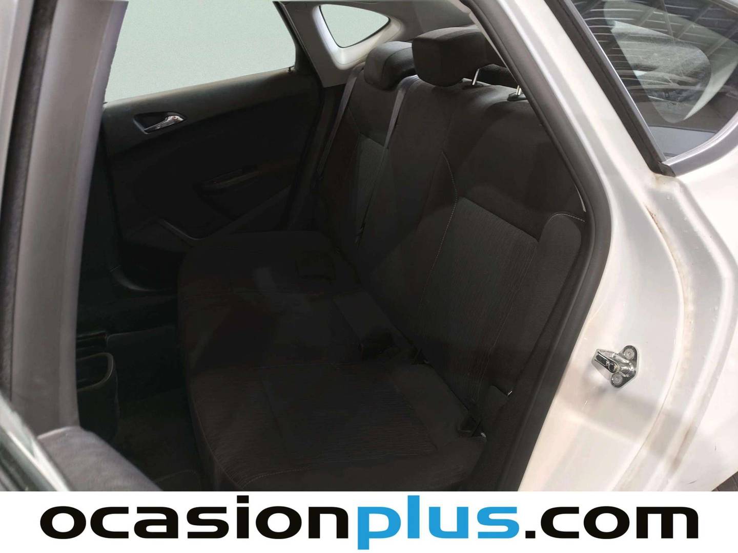 Foto asientos traseros Opel Astra Opel Astra 1.4 Turbo GLP Elegance (140 CV)