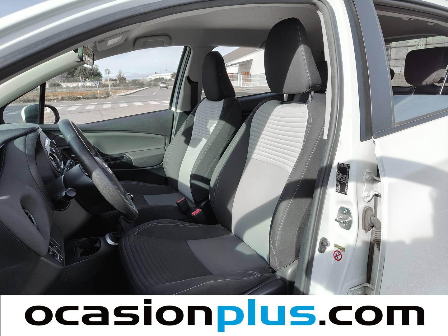 Foto Toyota Yaris Toyota Yaris 1.5 Feel (111 CV)