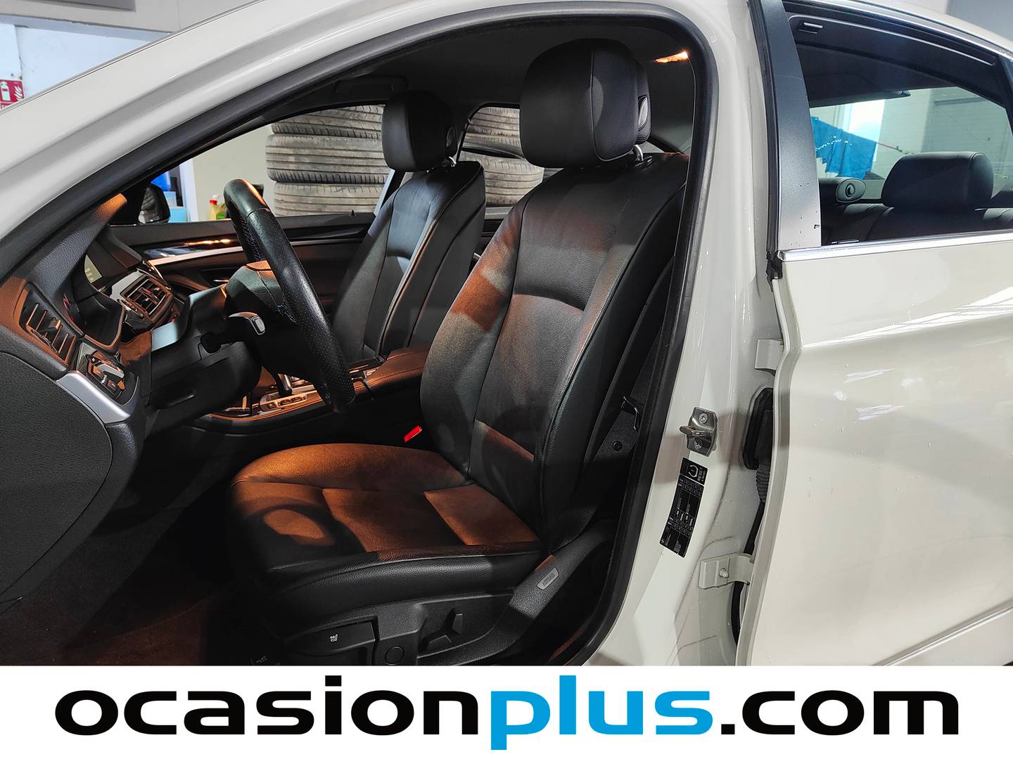 Foto asientos delanteros BMW Serie 5 BMW Serie 5 520d (184 CV) Pack M
