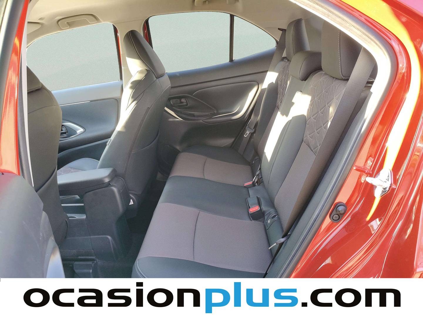Foto asientos traseros Toyota Yaris Cross Toyota Yaris Cross 130H Style (130 CV)