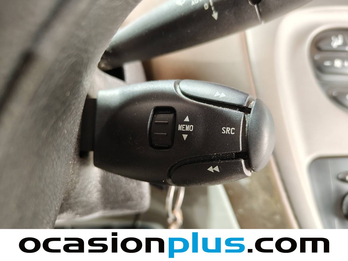 Equipamiento del Citroën Xsara Picasso CITROEN Xsara Picasso 1.6 HDi (92CV) Exclusive