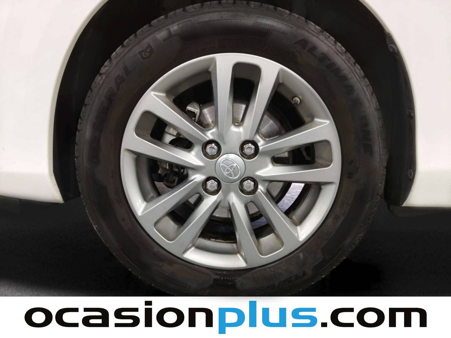 Equipamiento del Toyota Yaris Toyota Yaris 1.0 70 City (69 CV)