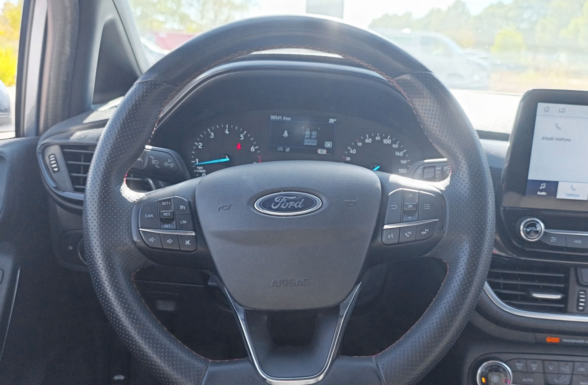 Ford Fiesta 1.0 EcoBoost MHEV ST-Line - foto 26