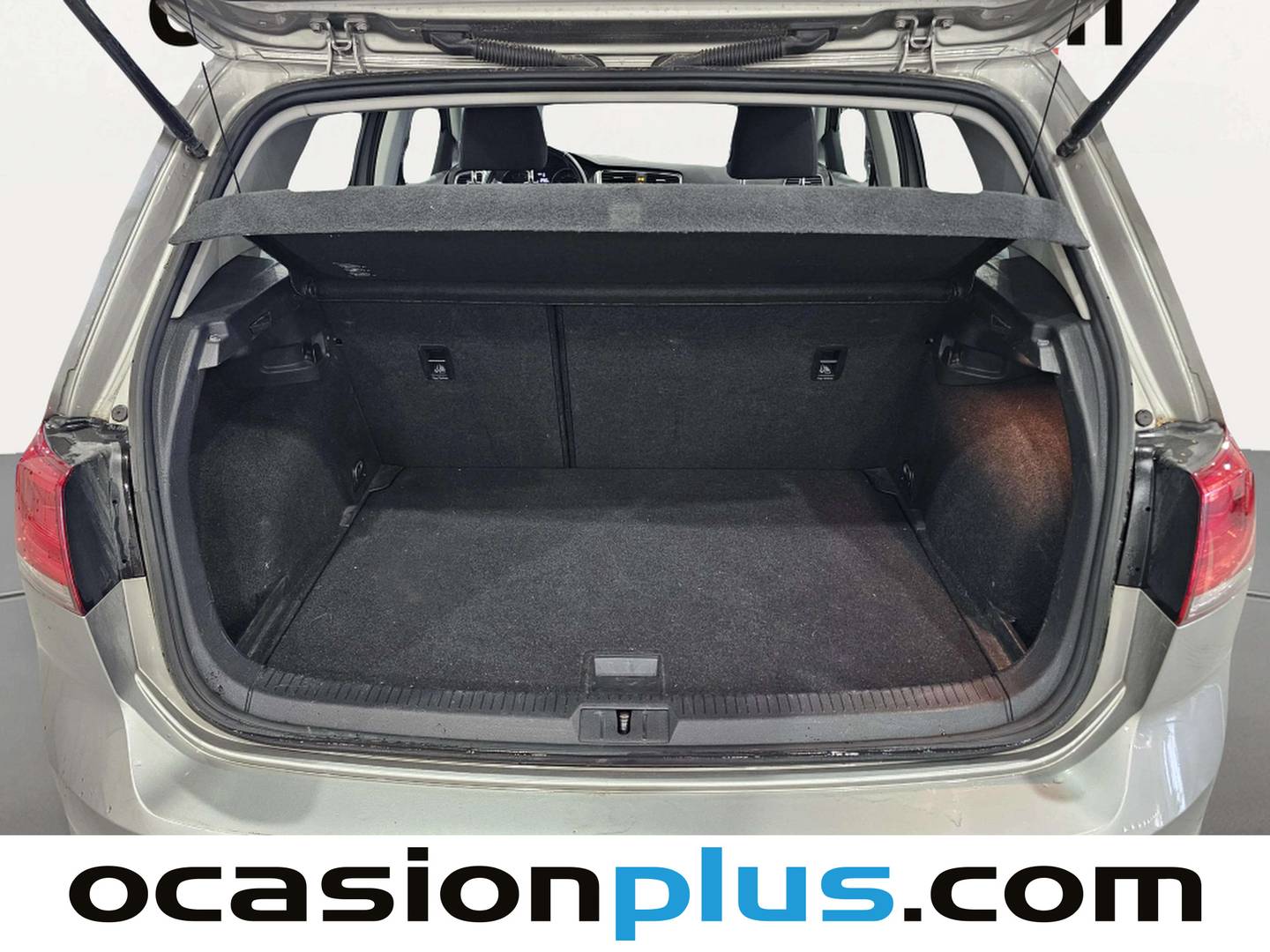 Fotos maletero Volkswagen Golf Volkswagen Golf Edition 1.2 TSI BMT (105 CV)