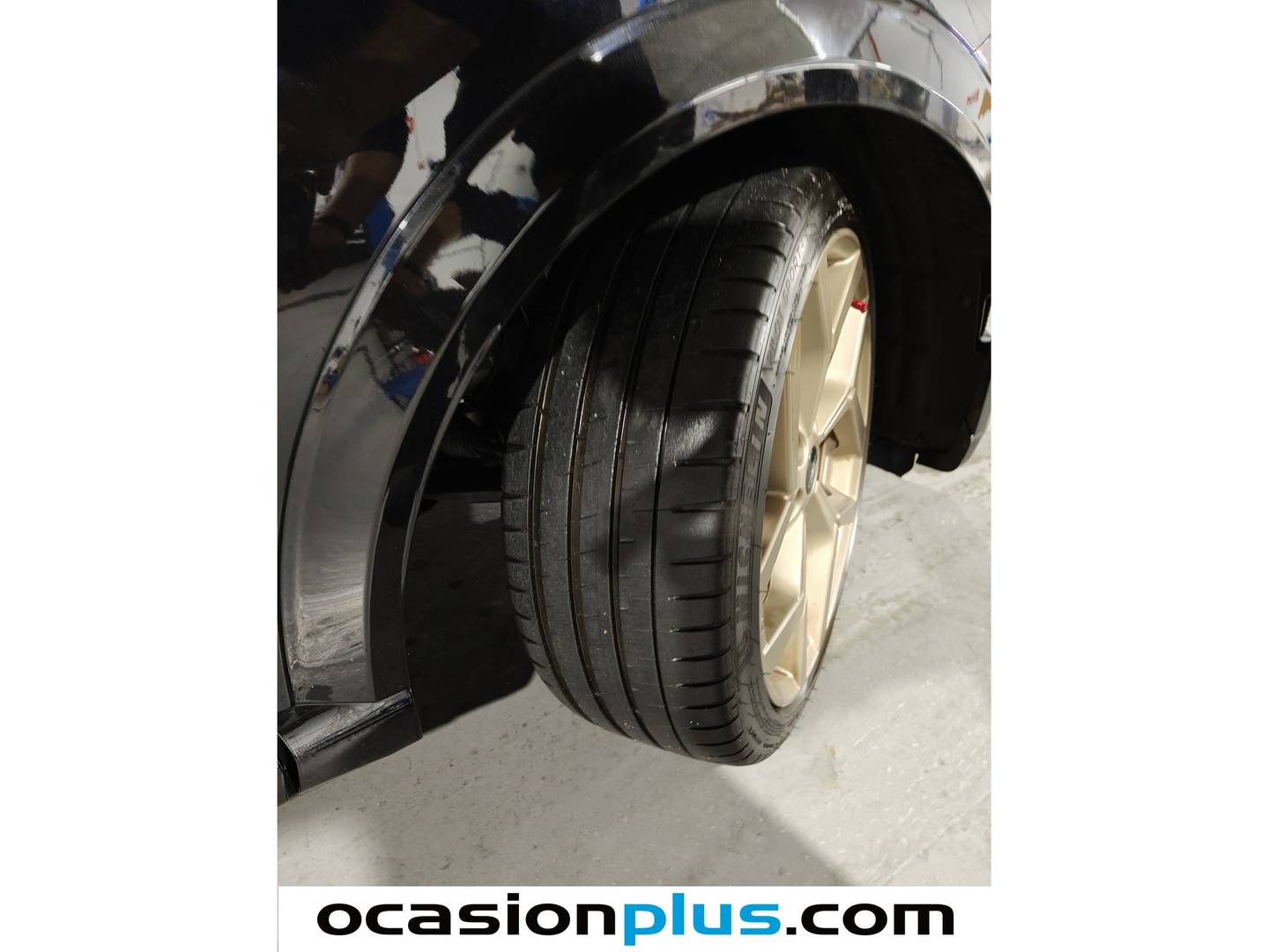 Foto Ford Puma Ford Puma 1.5 EcoBoost ST Gold Edition  (200 CV)