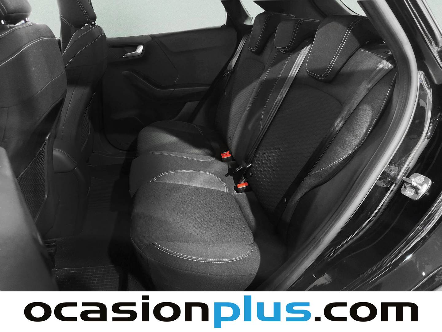 Foto asientos traseros Ford Puma Ford Puma 1.0 EcoBoost MHEV Titanium Auto (125 CV)