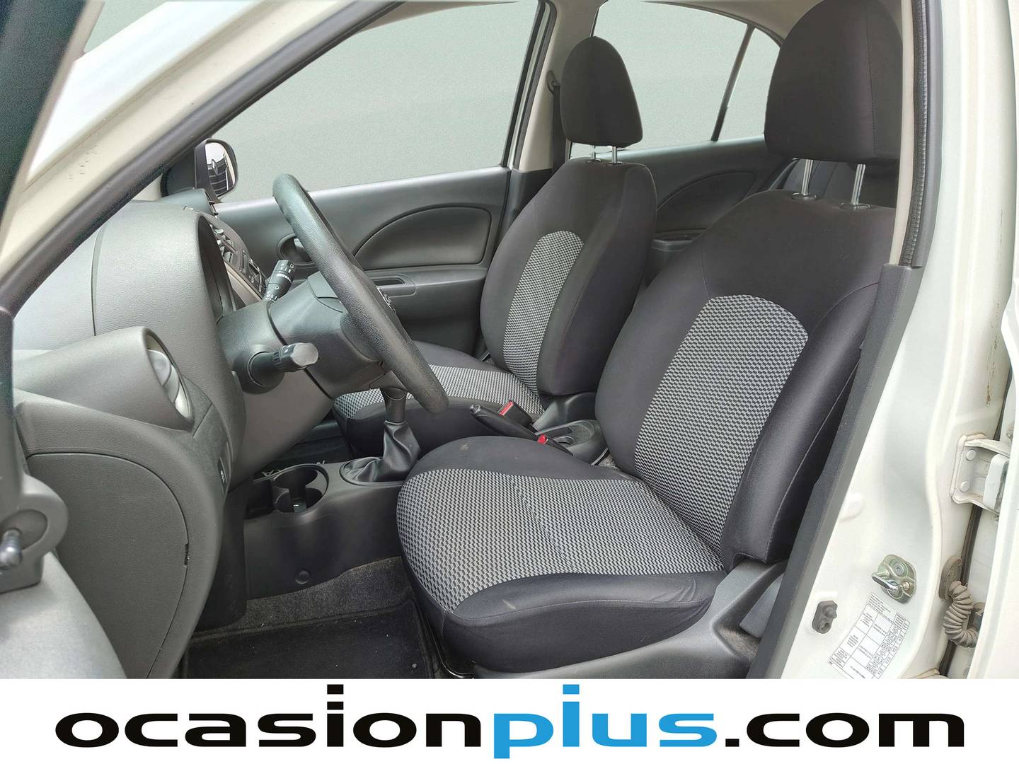 Foto asientos delanteros Nissan Micra Nissan Micra 1.2G Acenta (80 CV)