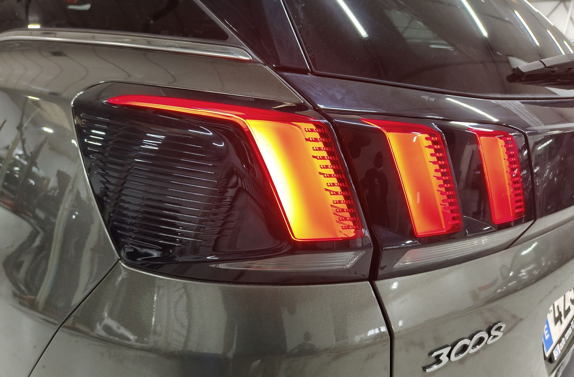 Peugeot 3008 PureTech 130 GT Line EAT8 - foto 18
