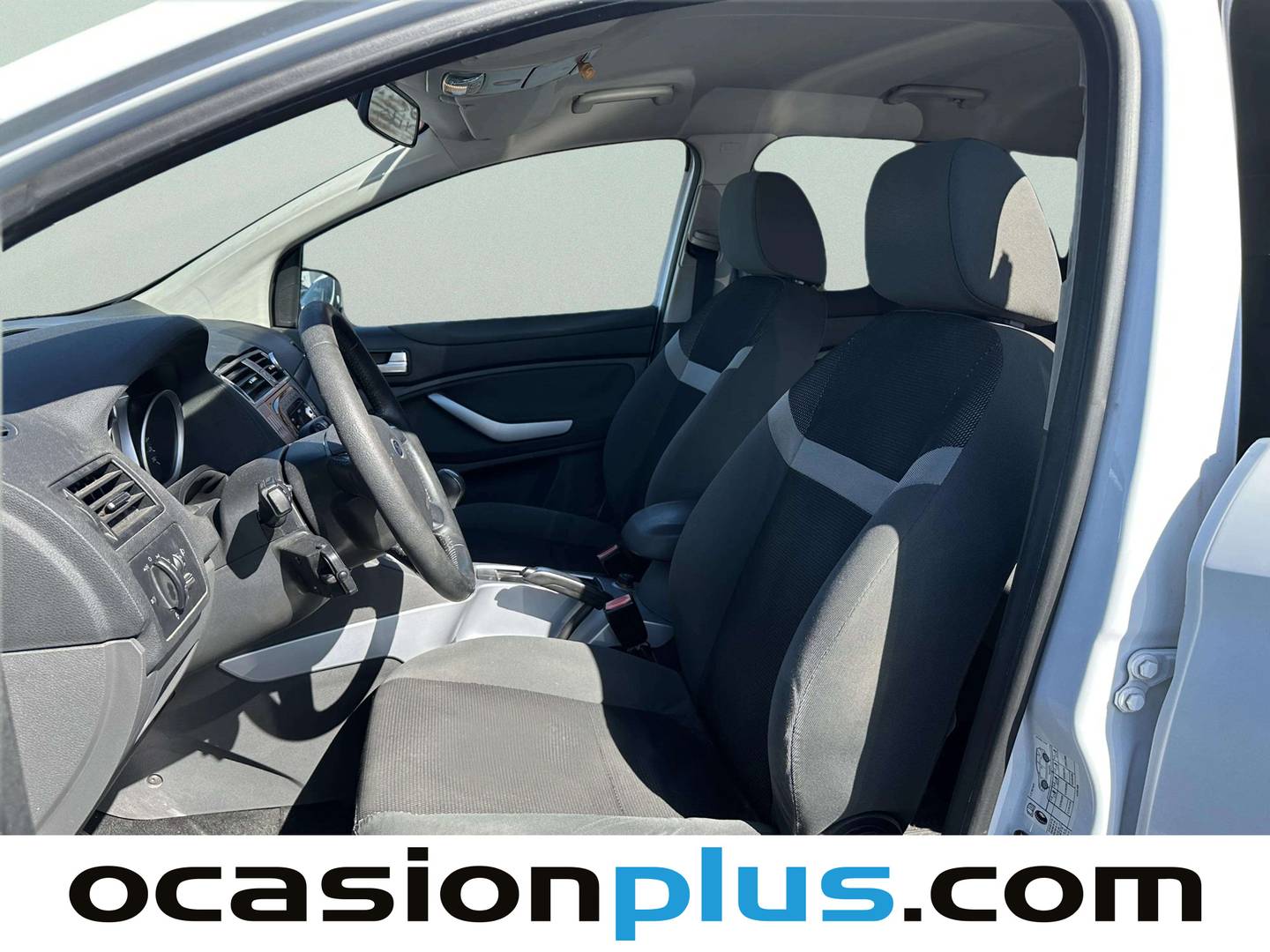 Foto asientos delanteros Ford Kuga Ford Kuga 2.0 TDCI S&S Trend 4x2 (140 CV)