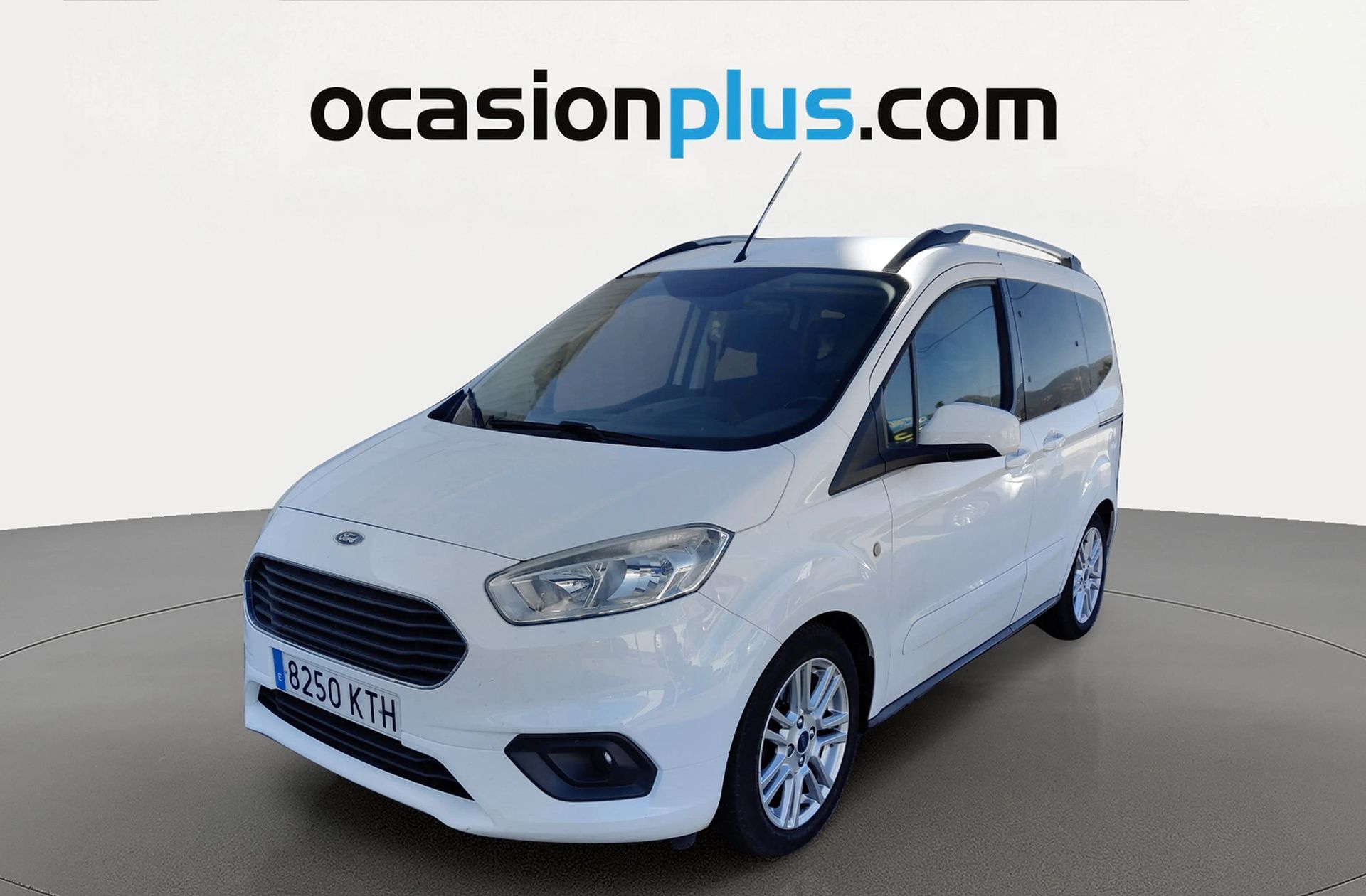 Ford Tourneo Courier 1.0 EcoBoost Titanium
