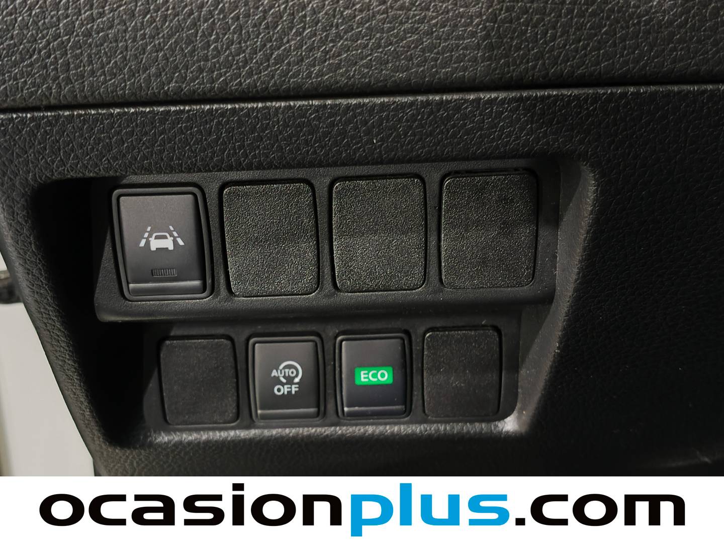 Extras del Nissan QASHQAI Nissan Qashqai DIG-T 115 N-Connecta Xtronic (115 CV)