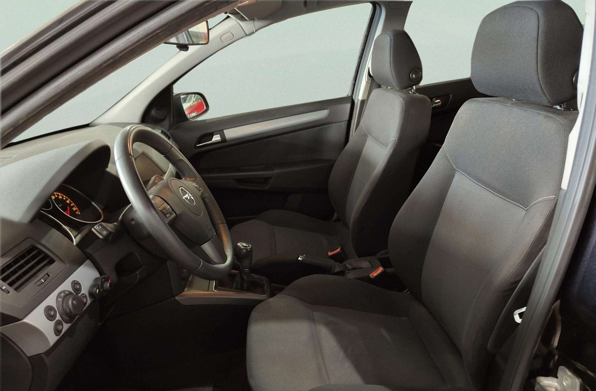 Opel Astra 1.7 CDTI Enjoy - foto 8
