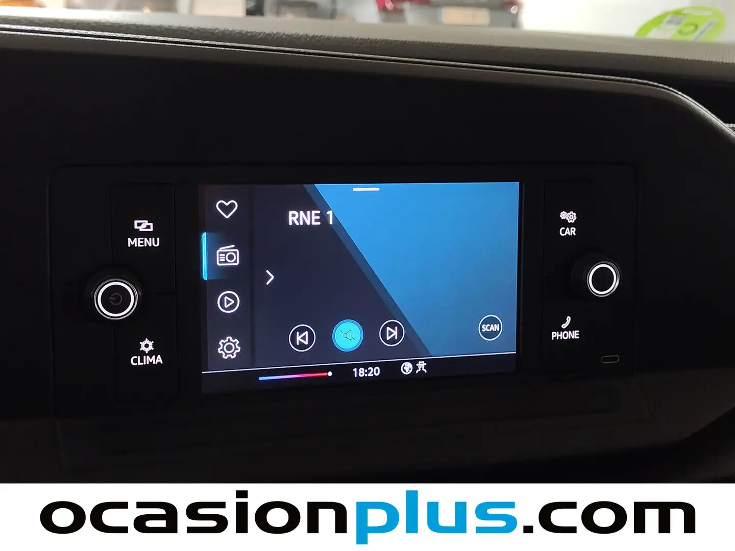 Foto Volkswagen Caddy Volkswagen Caddy Kombi Kombi 2.0 TDI (102 CV)