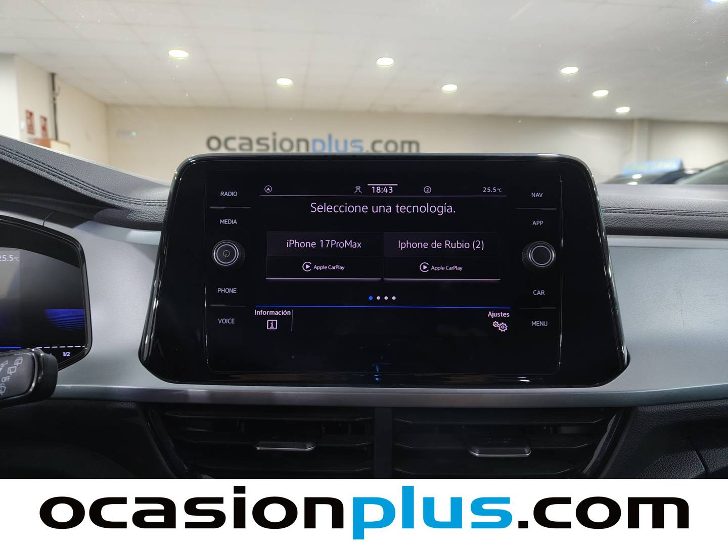 Foto Volkswagen T-Roc Volkswagen T-Roc Life 1.5 TSI  (150 CV)