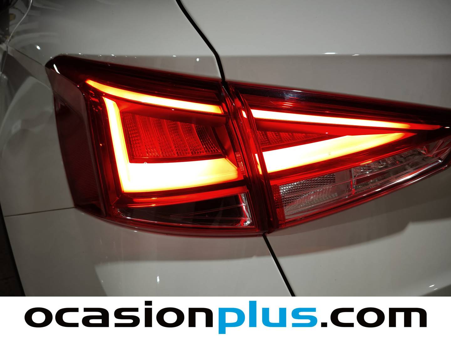 Paquetes del Seat Arona Seat Arona 1.6 TDI Xcellence Go Eco  (95 CV)