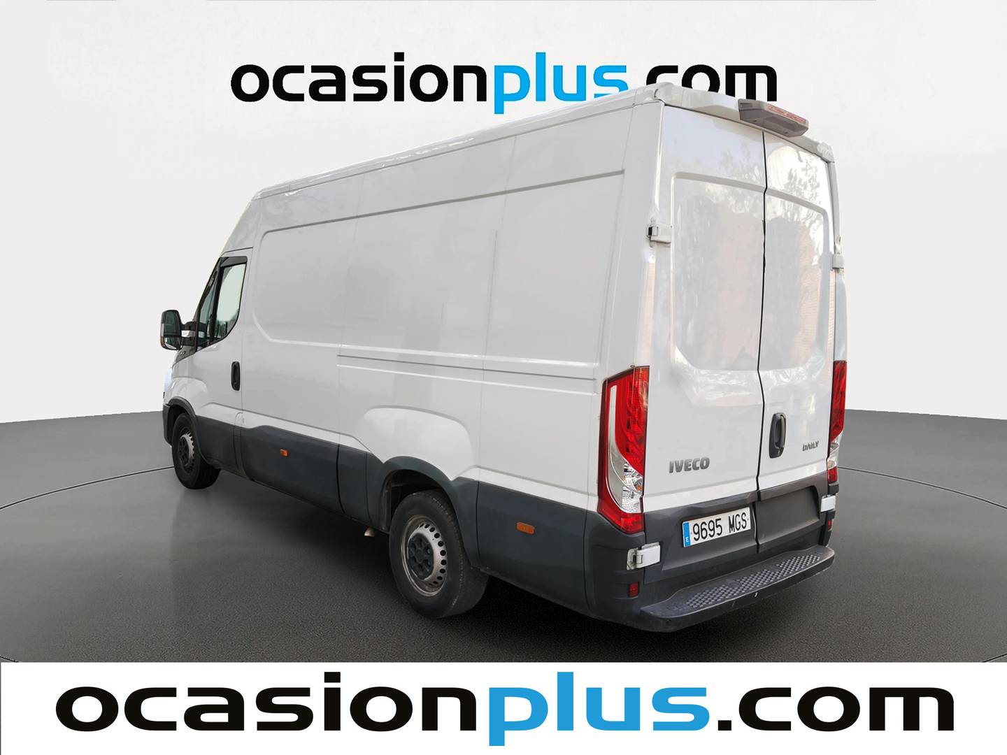 Foto trasera Iveco Daily Iveco Daily Furgon 35S 16 V 3520L/H2 (156 CV) izquierda