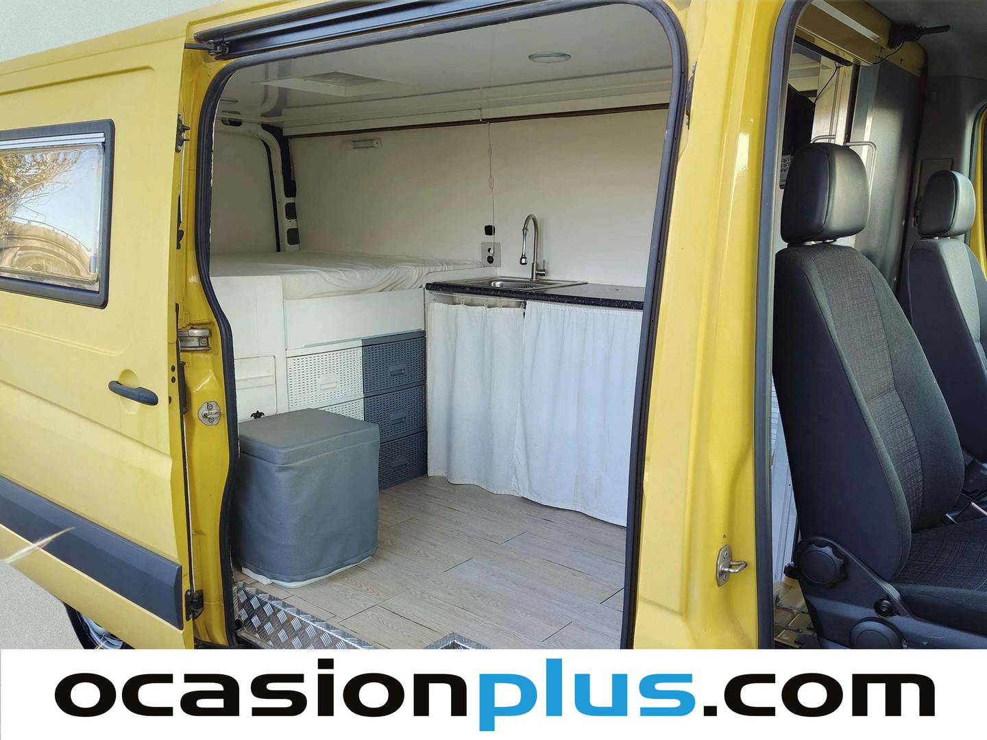 Extras y acabados del Volkswagen Crafter Volkswagen Crafter 30 Furgón Batalla Media TA 2.0 TDI BMT (109 CV) 2 plazas