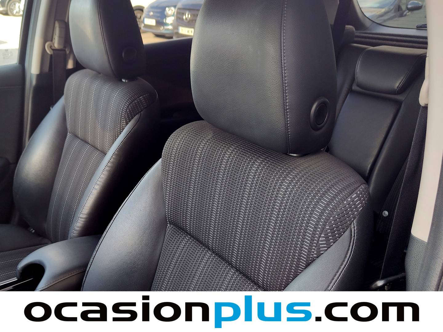 Extras y acabados del Honda HR-V Honda HR-V 1.6 i-DTEC Executive (120 CV)