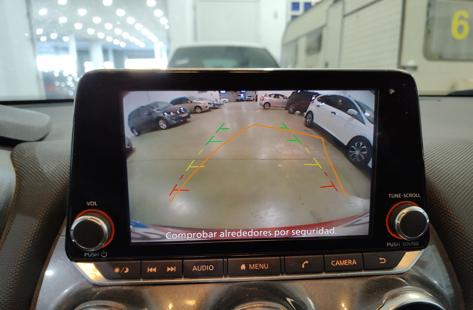 Nissan Juke DIG-T Acenta DCT - foto 7