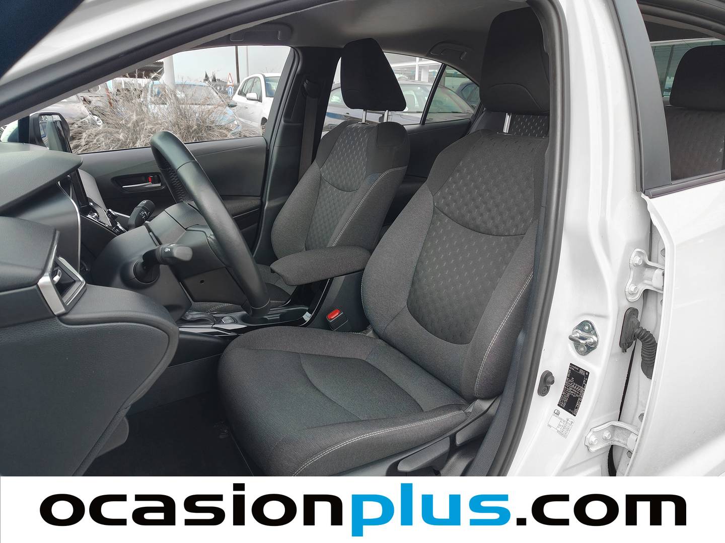 Foto Toyota Corolla Toyota Corolla 140H Style 103 kW (140 CV)