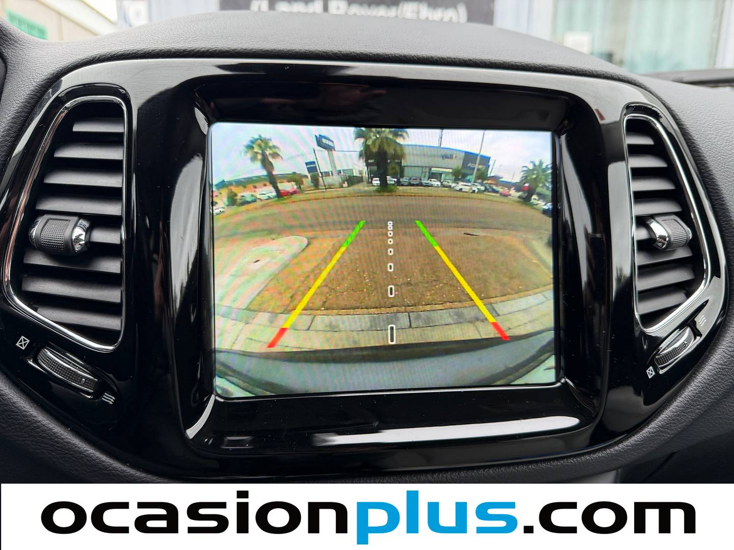 Equipamiento del Jeep Compass Jeep Compass 1.6 Multijet Night Eagle 4x2 (120 CV)