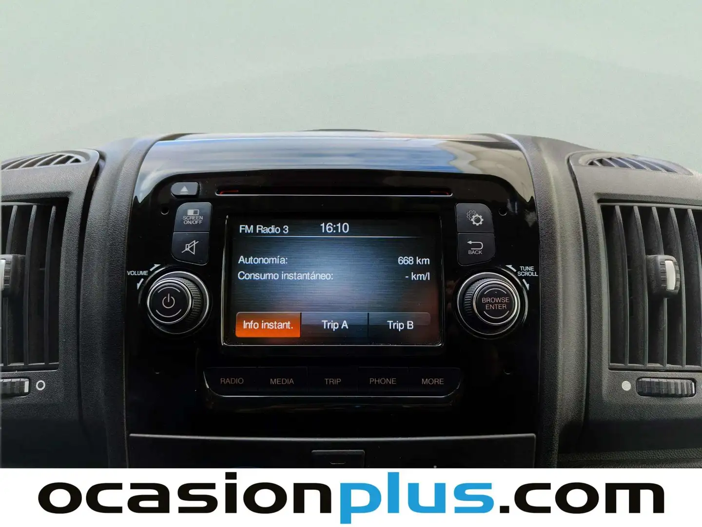 Foto Peugeot Boxer Peugeot Boxer Furgon BlueHDi 130 Pack 335 L2H2 (130 CV)