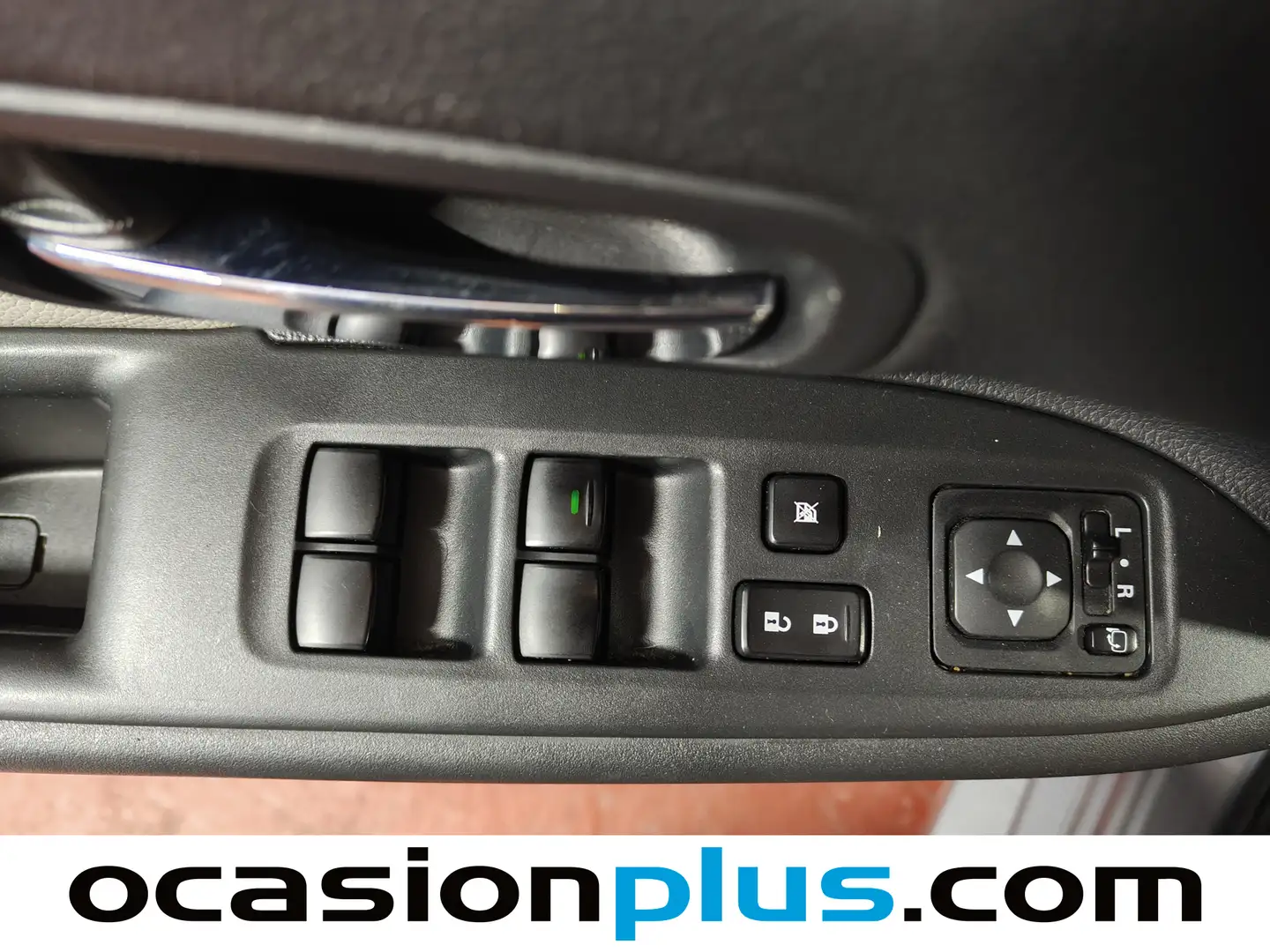 Foto Mitsubishi Outlander Mitsubishi Outlander 2.0 PHEV Kaiteki 4WD Auto (203 CV)