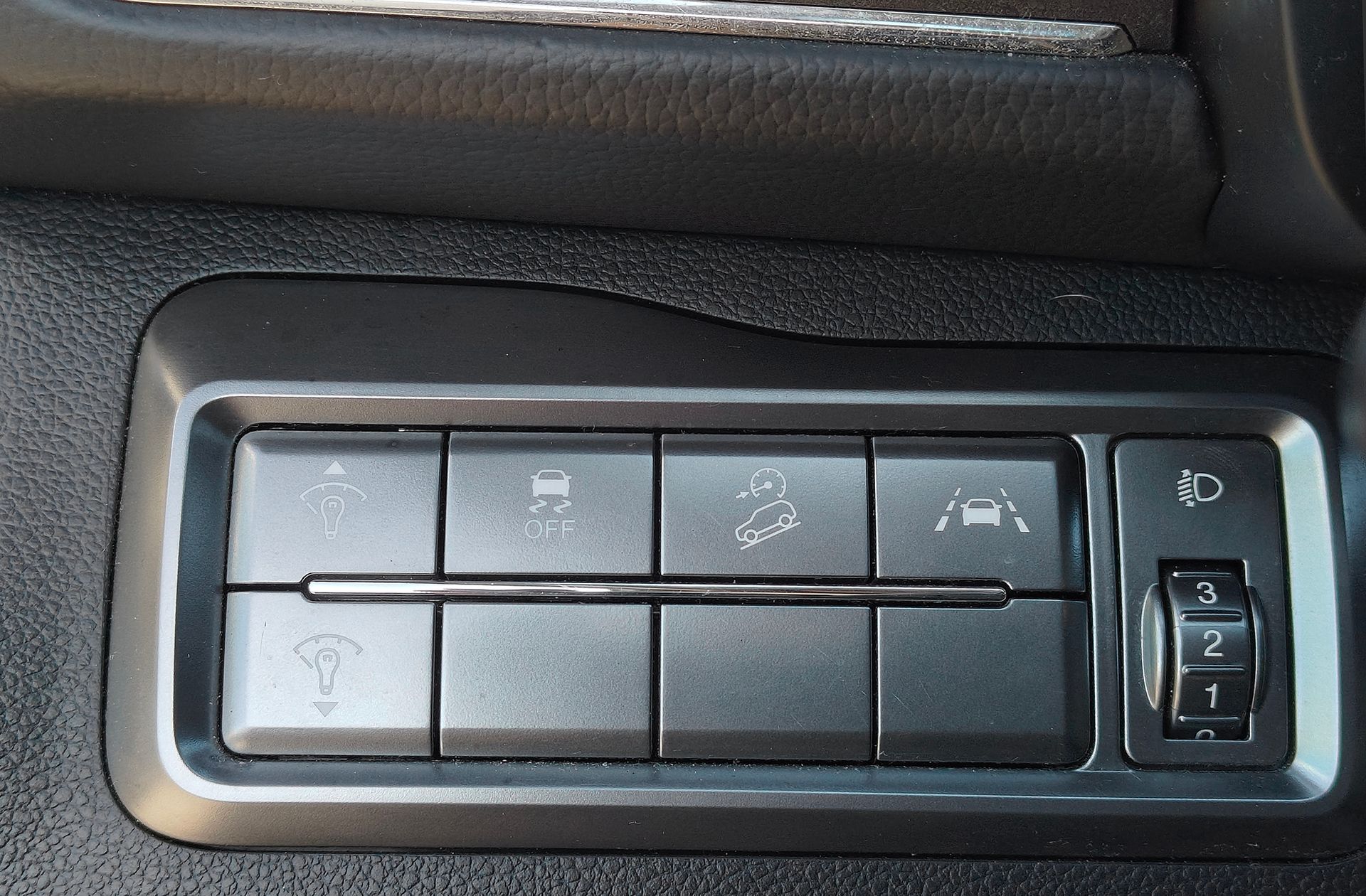 SsangYong Tivoli G12T Urban Plus - foto 25