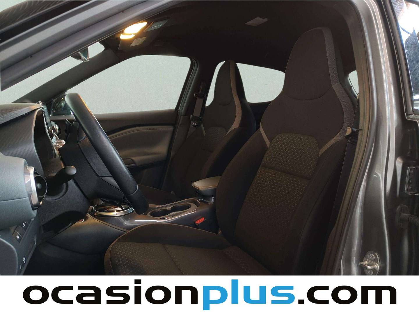 Foto asientos delanteros Nissan JUKE Nissan Juke DIG-T N-Connecta 4x2  (117 CV)