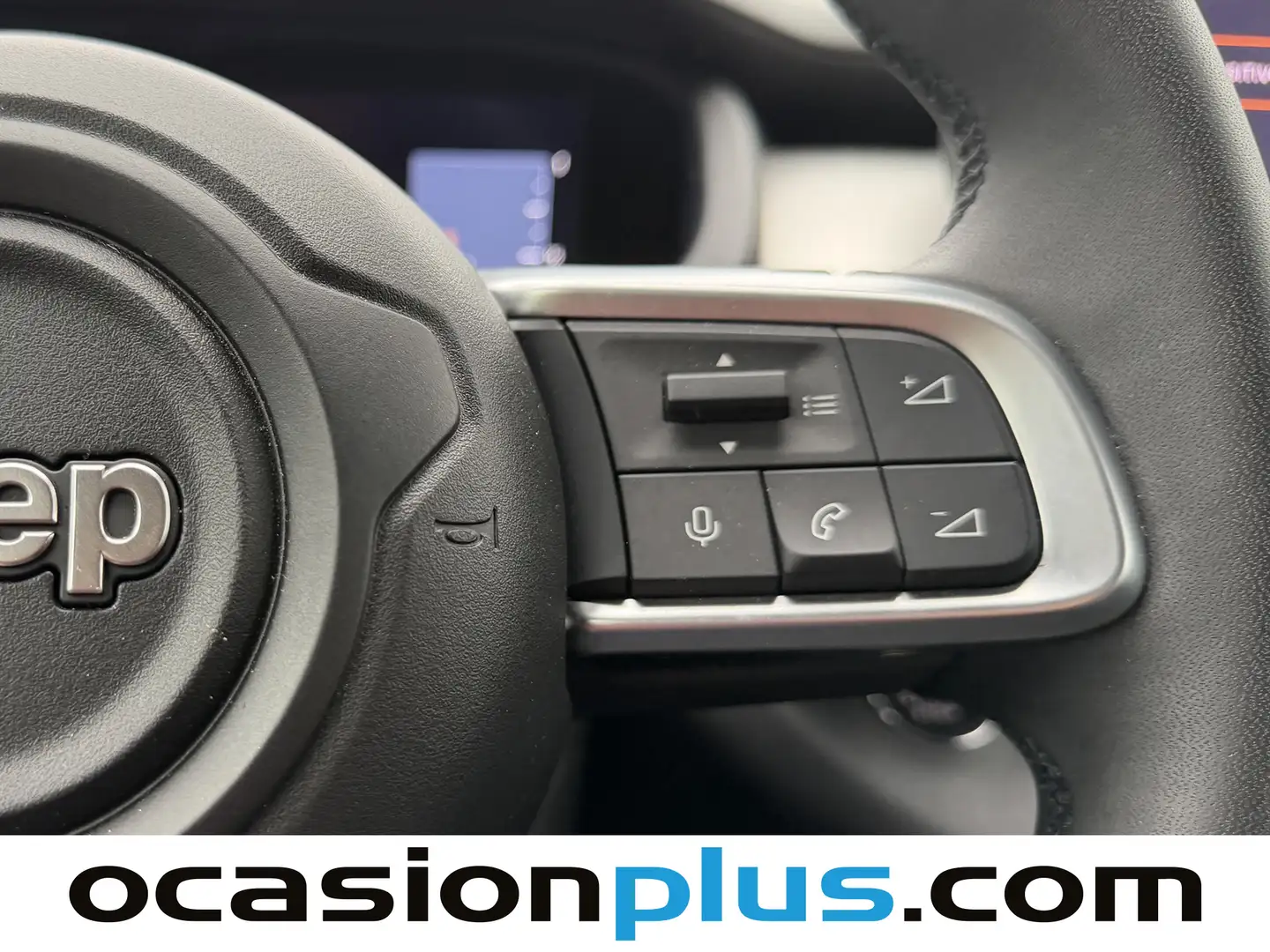 Foto Jeep Avenger Jeep Avenger 1.2 G Summit (100 CV)